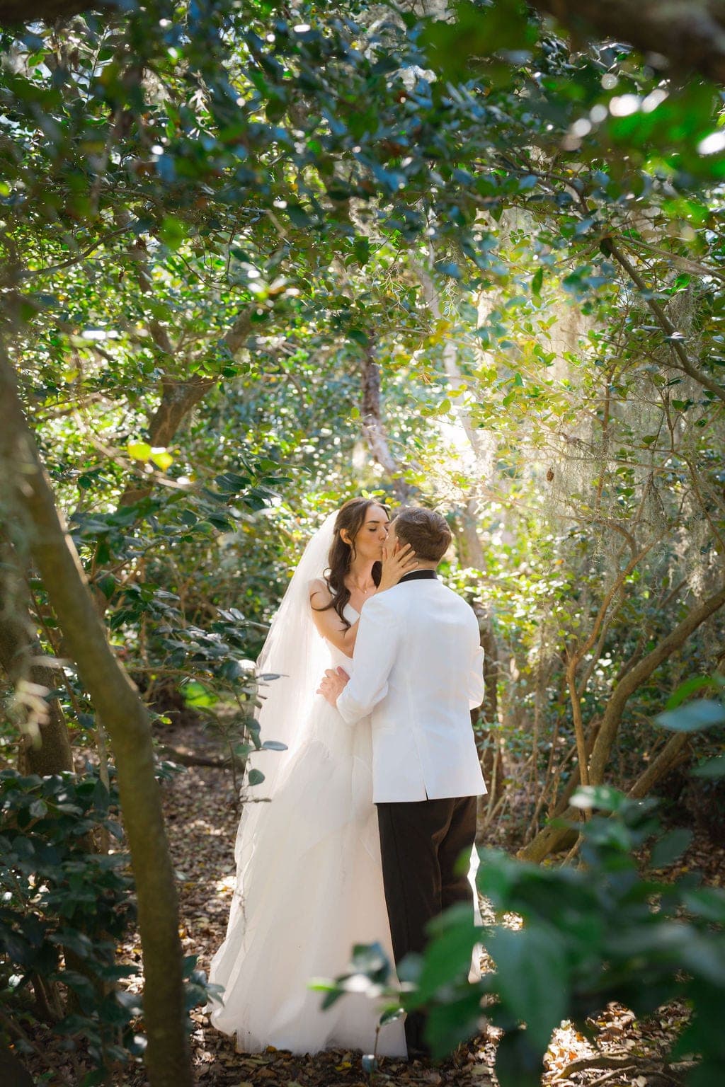 Small Weddings in Tampa: What Changes When You Invite 40 People