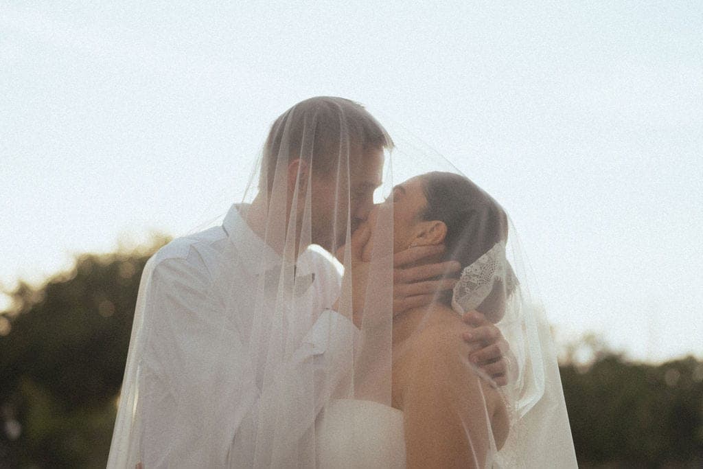 Sunset Wedding Photos in Florida: How to Get Them Right